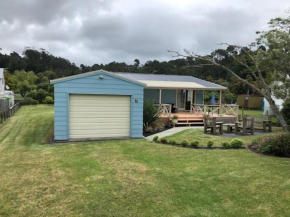 Kiwi Bach at Cooks - Cooks Beach Holiday Home